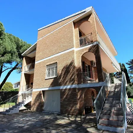 Giardino Sa Tiacca Apartment *